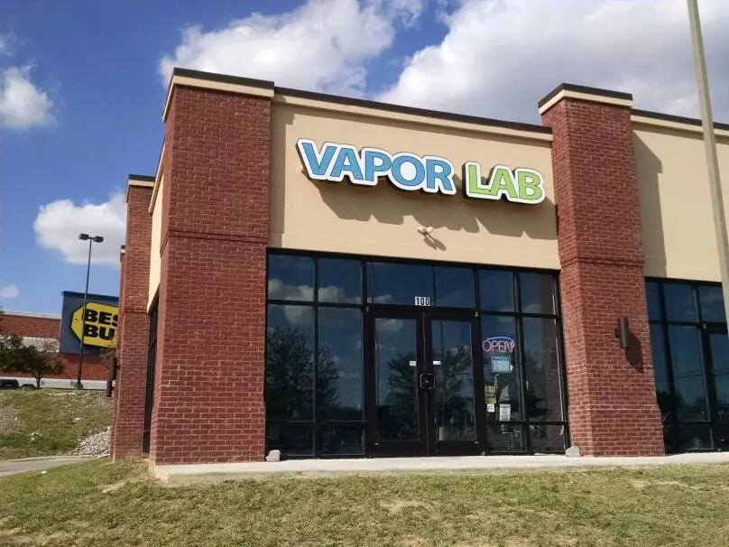 Photo of the storefront of Vapor Lab, a top vape shop in Elizabethtown