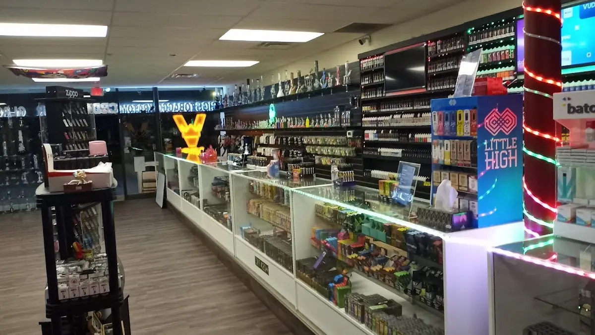 Image of VIP Smoke Shop - Florence
