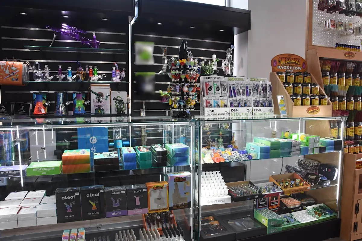 Photo of the storefront of VaporWize Paducah, a top vape shop in Paducah